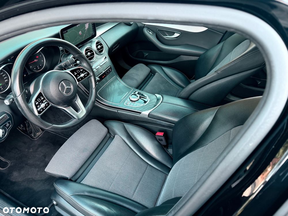 Mercedes-Benz Klasa C 220 d 9G-TRONIC Avantgarde - 17