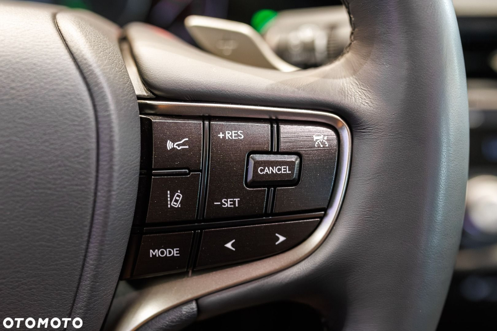 Lexus ES - 27