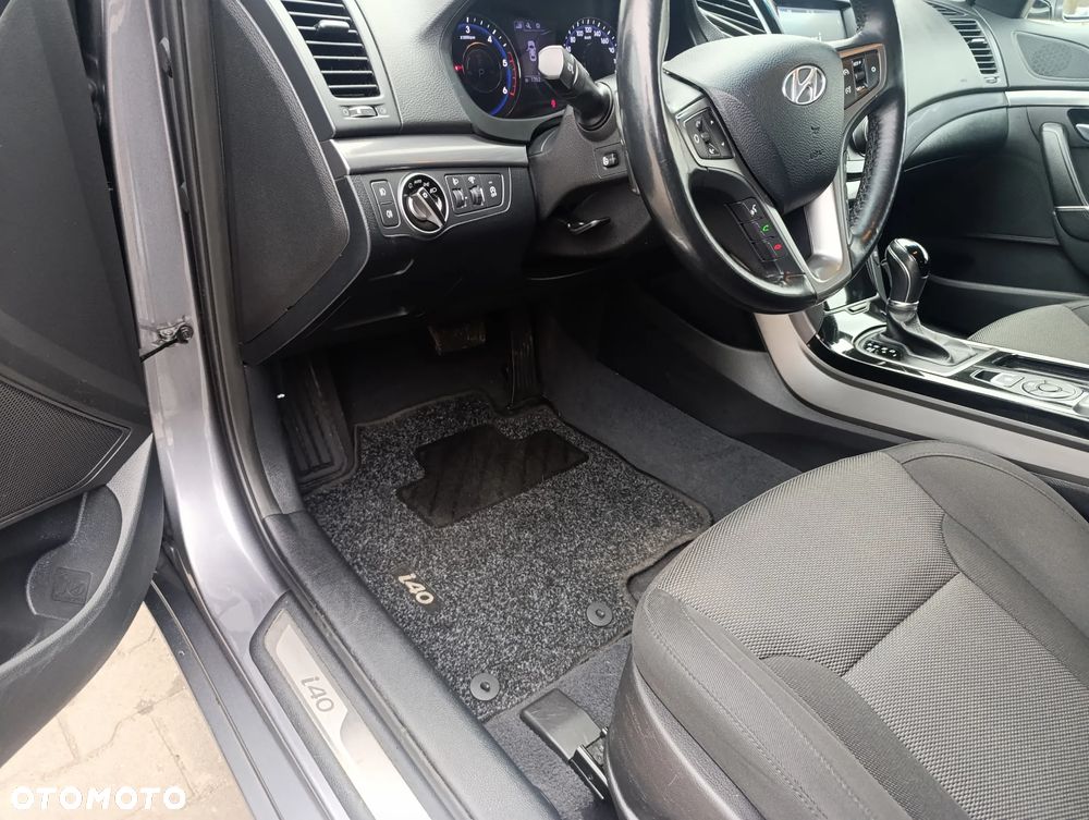 Hyundai i40 Kombi 1.7 CRDi DCT Trend - 21