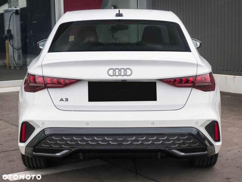 Audi A3 Limousine 35 TFSI mHEV S Line S tronic - 3