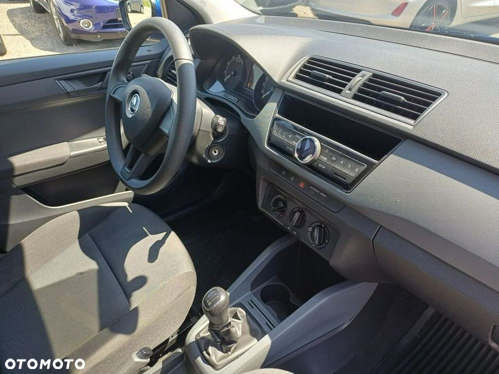 Skoda Fabia 1.0 MPI Active - 12