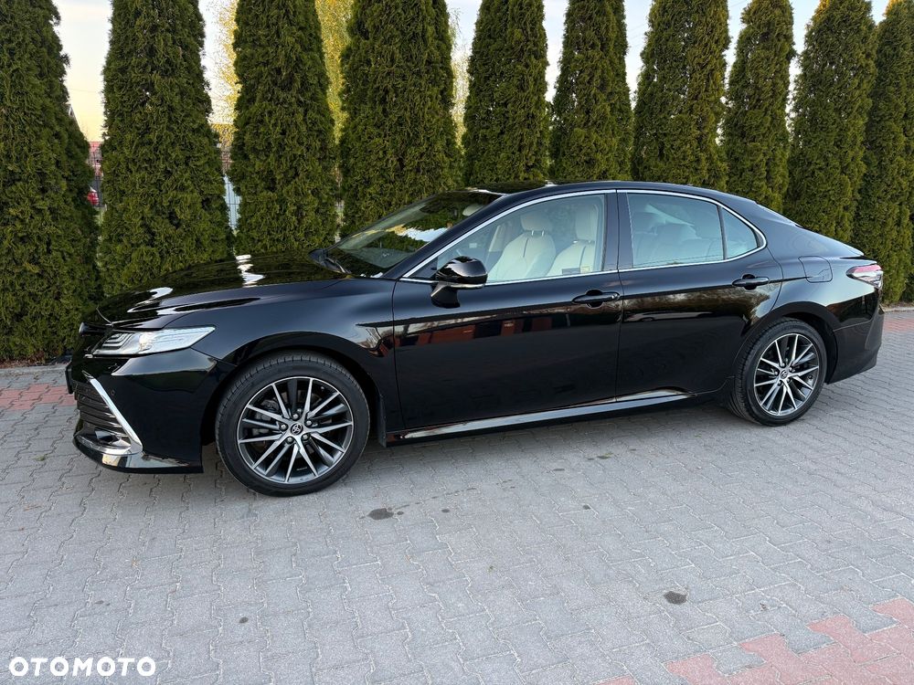 Toyota Camry 2.5 Hybrid Executive CVT - 16