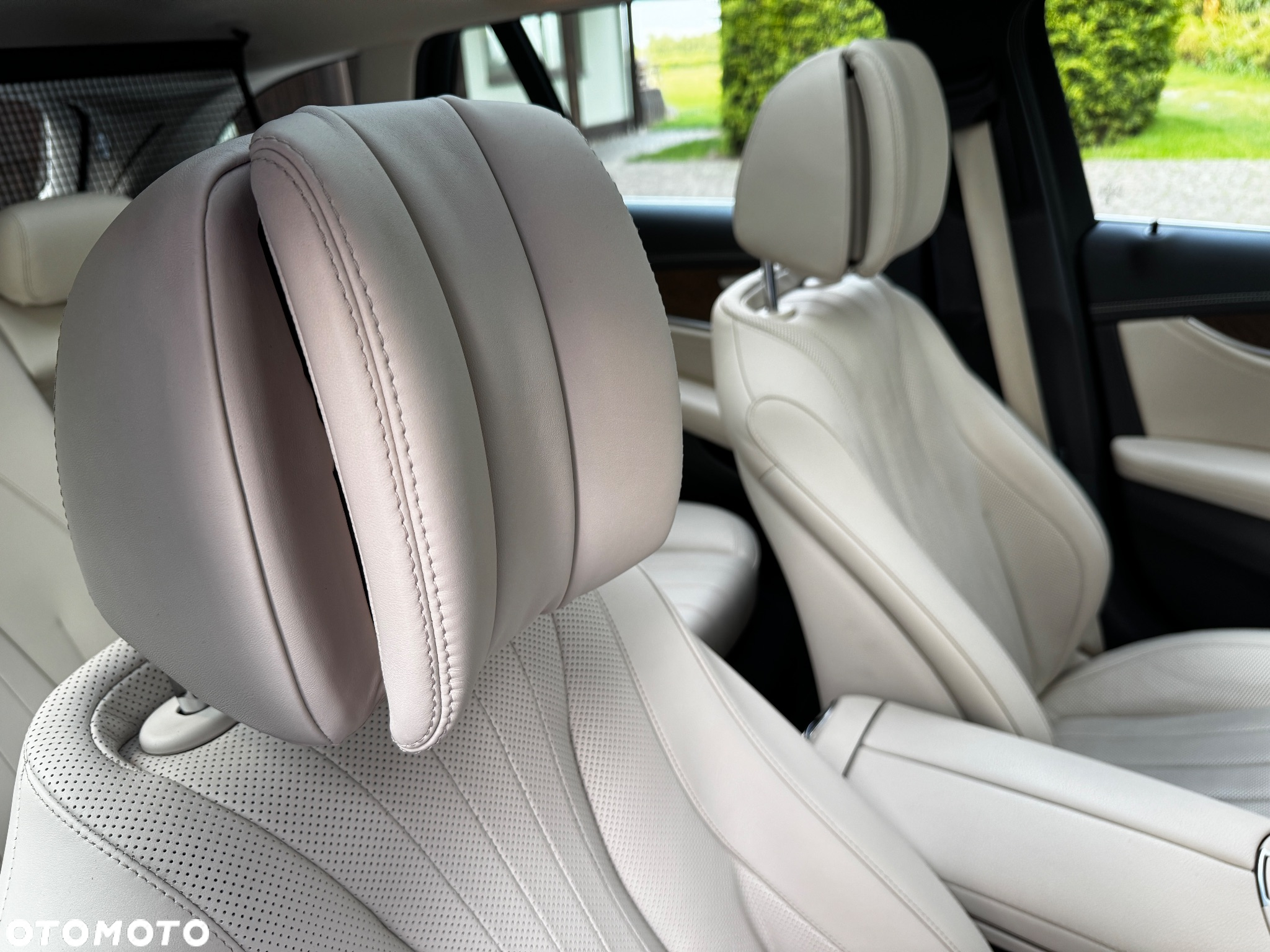 Mercedes-Benz Klasa E 300 de 4Matic T 9G-TRONIC Avantgarde - 25