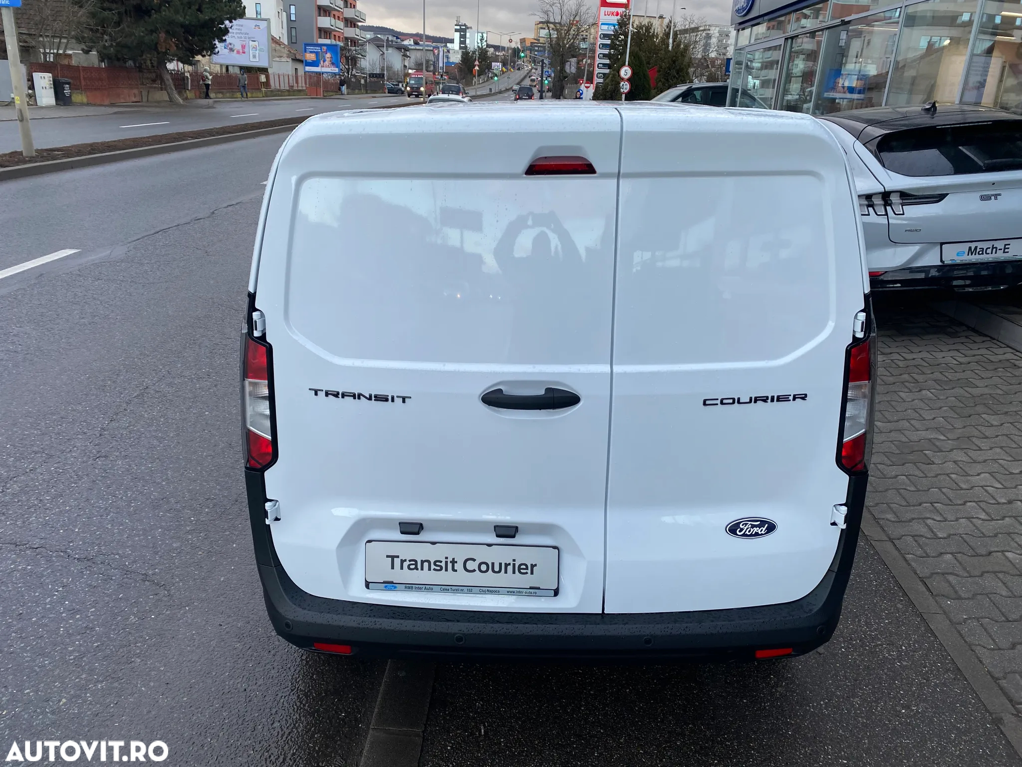 Ford Transit Courier Van Trend - 11