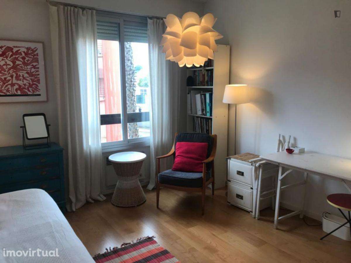 Quarto - localizado em Oeiras Lisbon - Grande imagem: 3/7