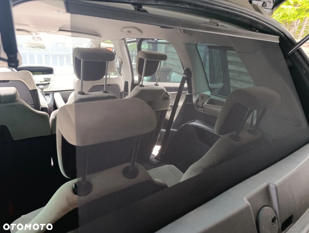 Citroën C4 Picasso 2.0 HDi Exclusive - 12