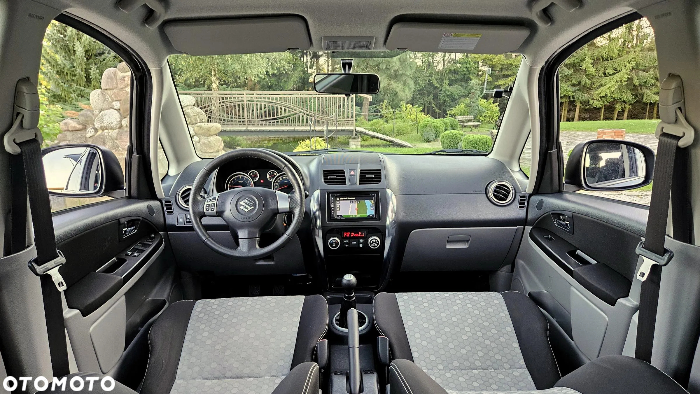 Suzuki SX4 1.6 Premium 4WD - 29