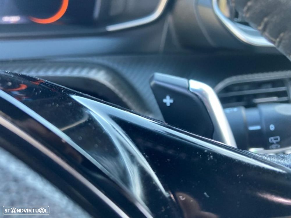 Peugeot 2008 1.2 Hybrid Allure e-DCS6 - 20