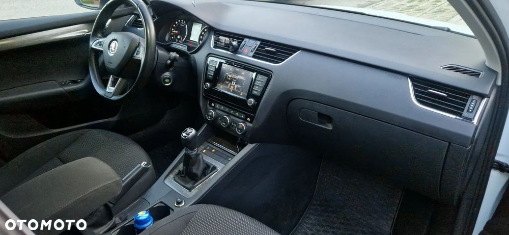 Skoda Octavia Scout 2.0 TDI 4x4 - 16
