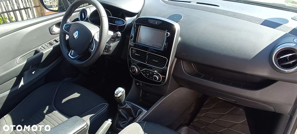 Renault Clio 1.2 16V 75 Dynamique - 22