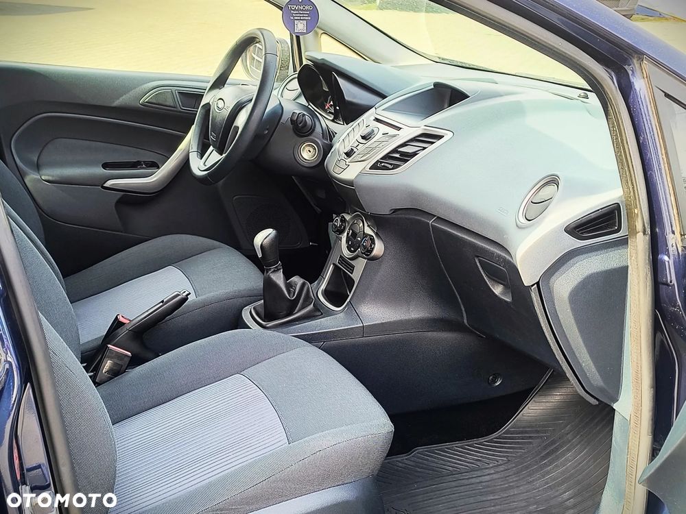 Ford Fiesta 1.25 Ambiente EU5 - 8