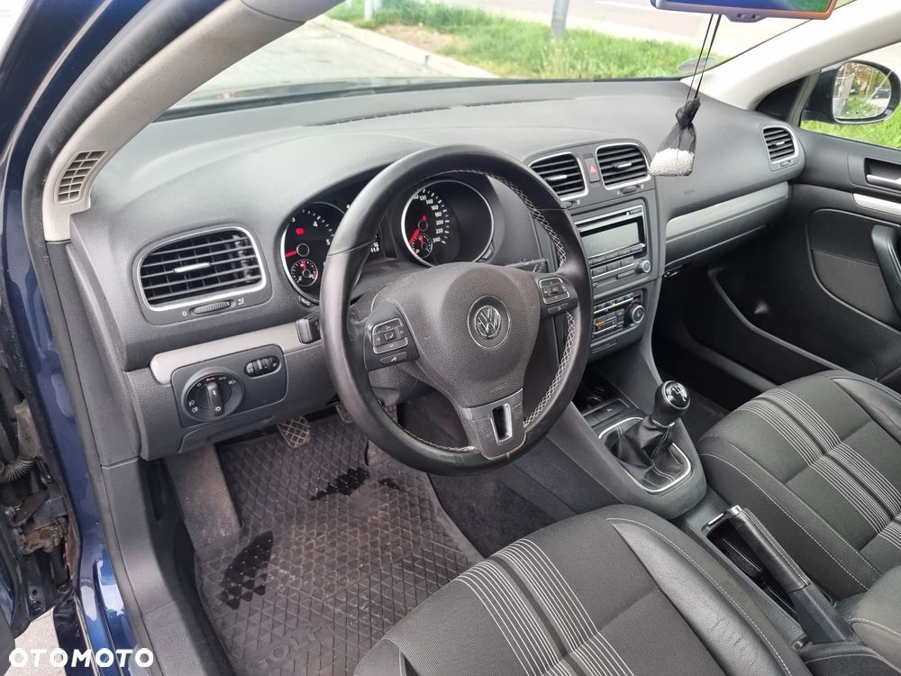 Volkswagen Golf - 15