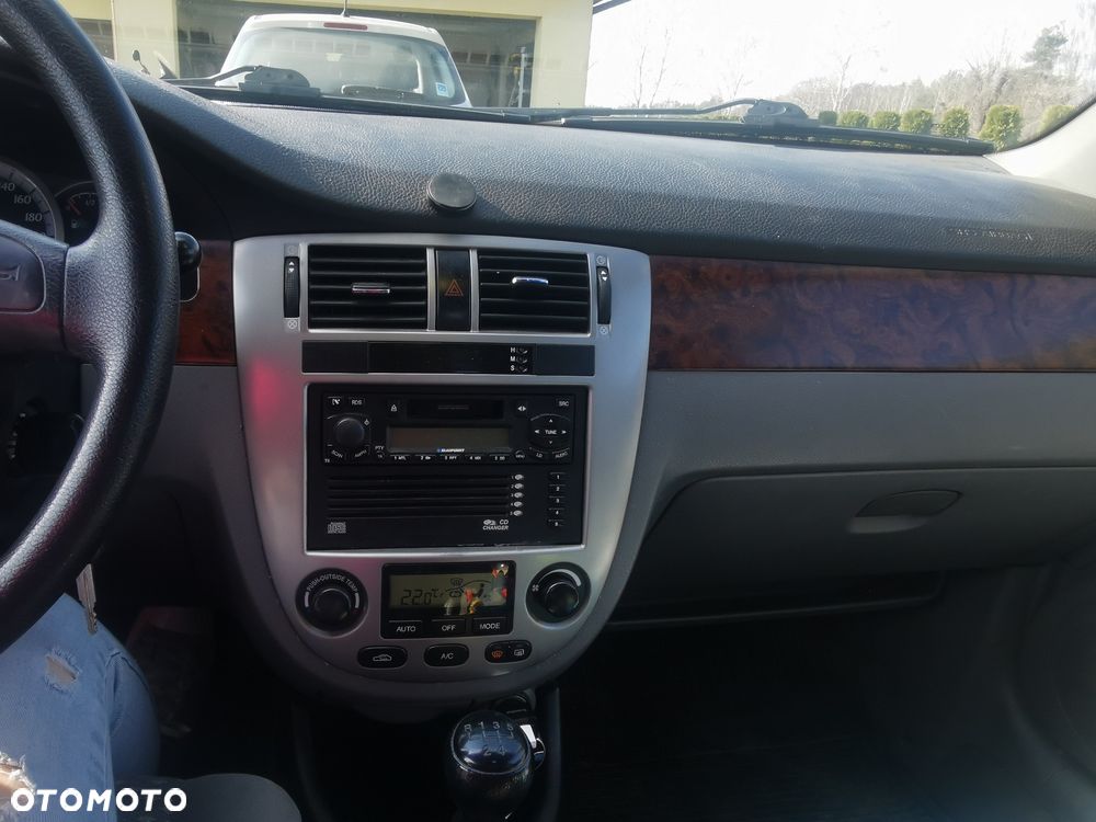 Daewoo Nubira 1.8 CDX - 8