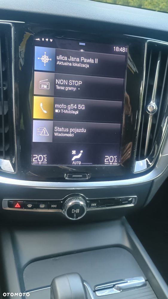Volvo V60 B4 D R-Design - 9