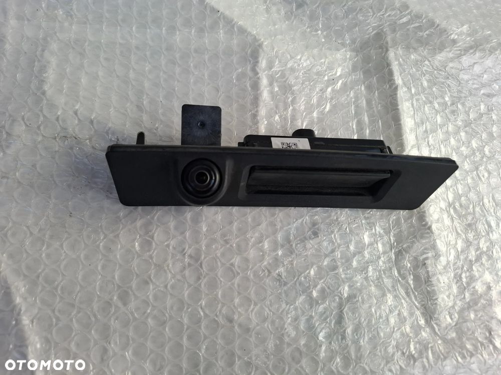 TESLA MODEL 3 17-> KAMERA + PRZYCISK KLAPY BAGAŻNIKA TYŁ 1095949-00-E - 1