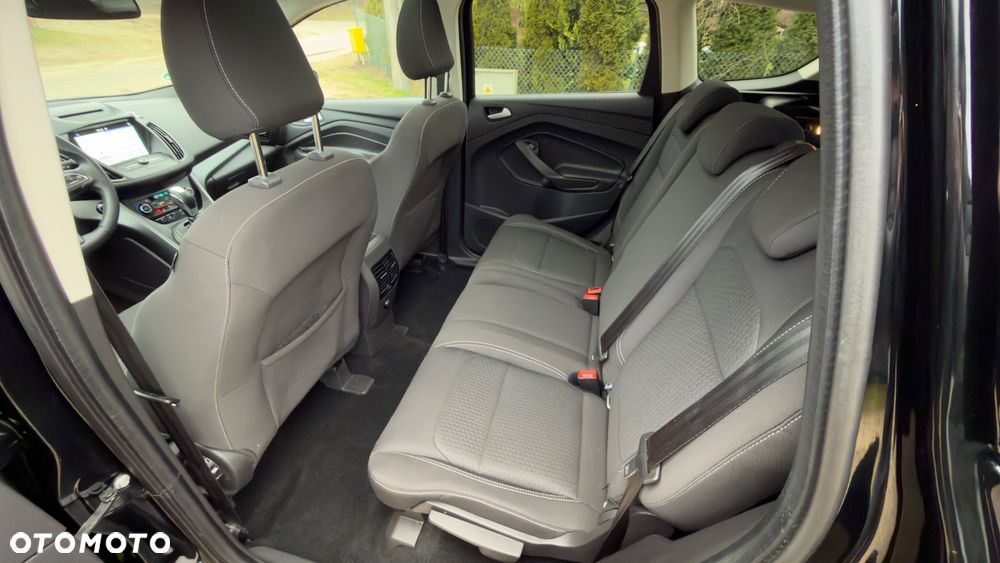 Ford Kuga 1.5 EcoBoost 4x4 Titanium - 25