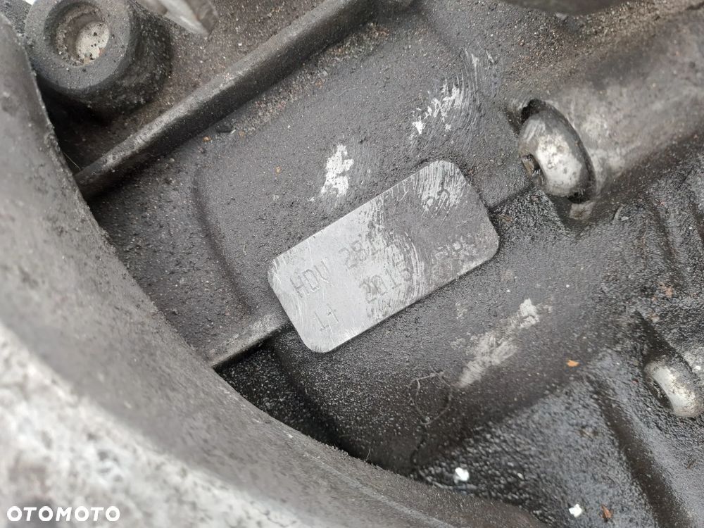 Volkswagen Passat B6 2.0 TDi 140KM skrzynia 6-biegowa kod HDV - 5