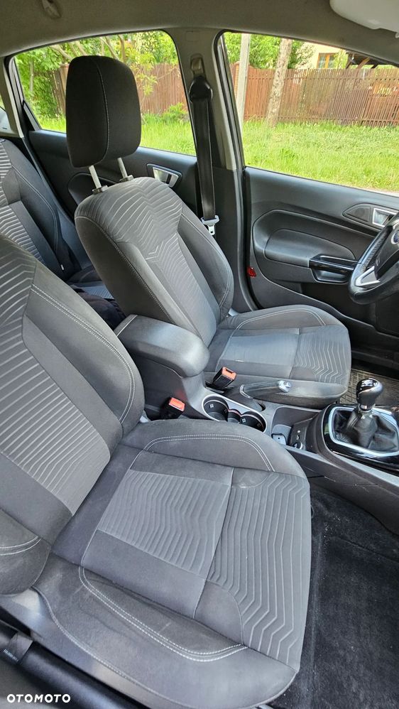Ford Fiesta 1.0 EcoBoost STart-Stop Titanium - 12