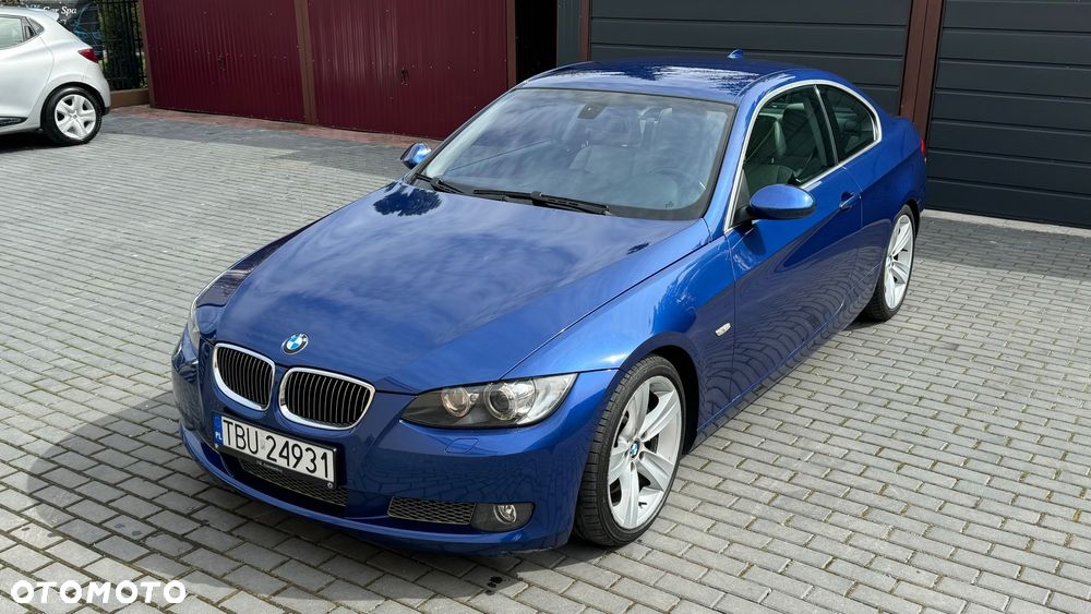 BMW Seria 3 335i Coupe - 1