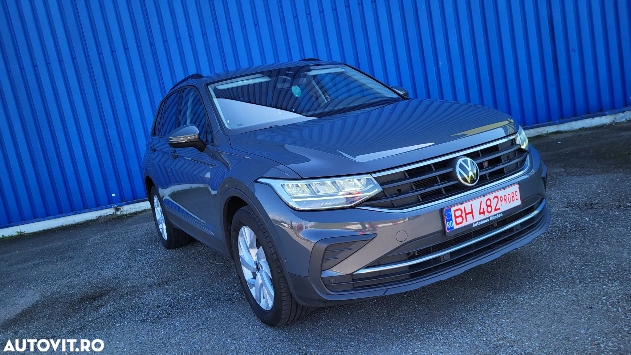 Volkswagen Tiguan 2.0 TDI SCR DSG 4Motion Life - 11