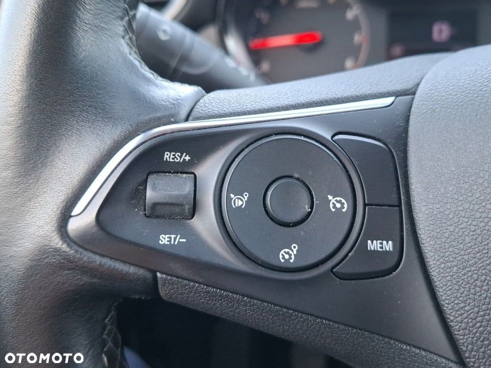 Opel Crossland X 2019