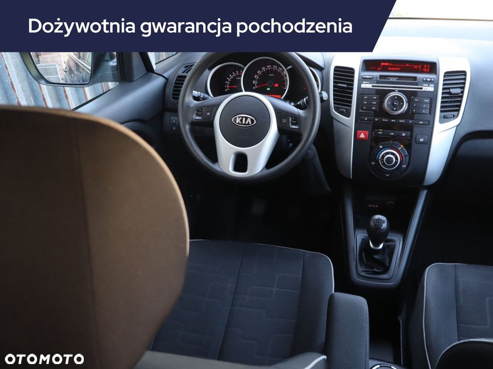 Kia Venga - 9
