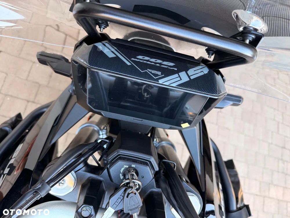 Suzuki V-STROM - 22