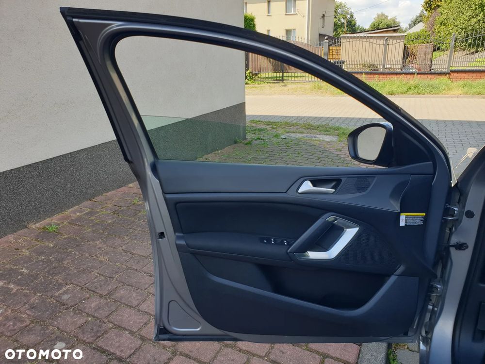 Peugeot 308 2.0 HDi Allure - 22