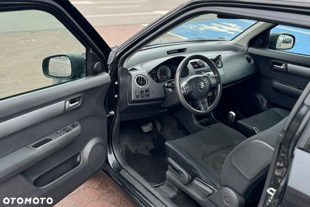 Suzuki Swift - 7