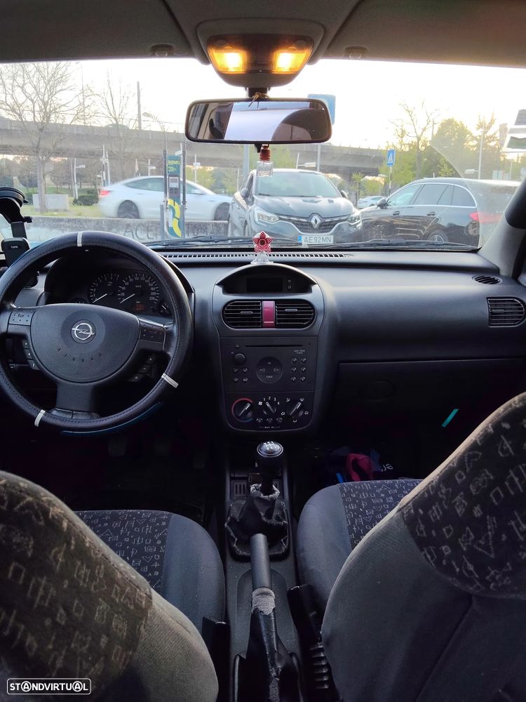 Opel Corsa 1.2 16V Elegance - 1