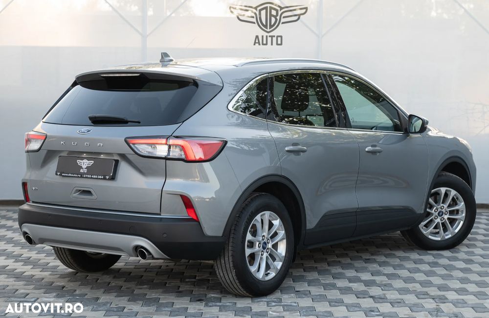 Ford Kuga - 10