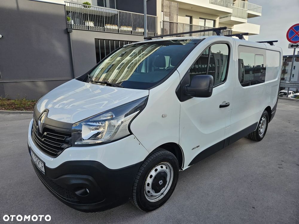 Renault TRAFIC - 2