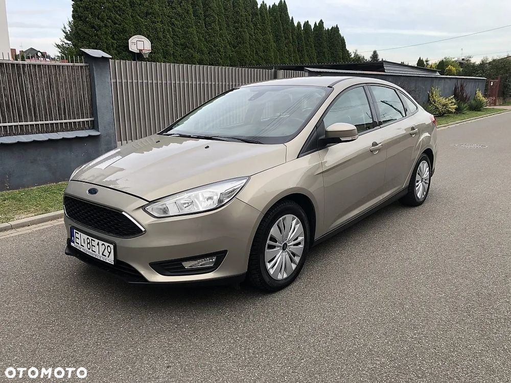 Ford Focus 1.6 Trend - 9