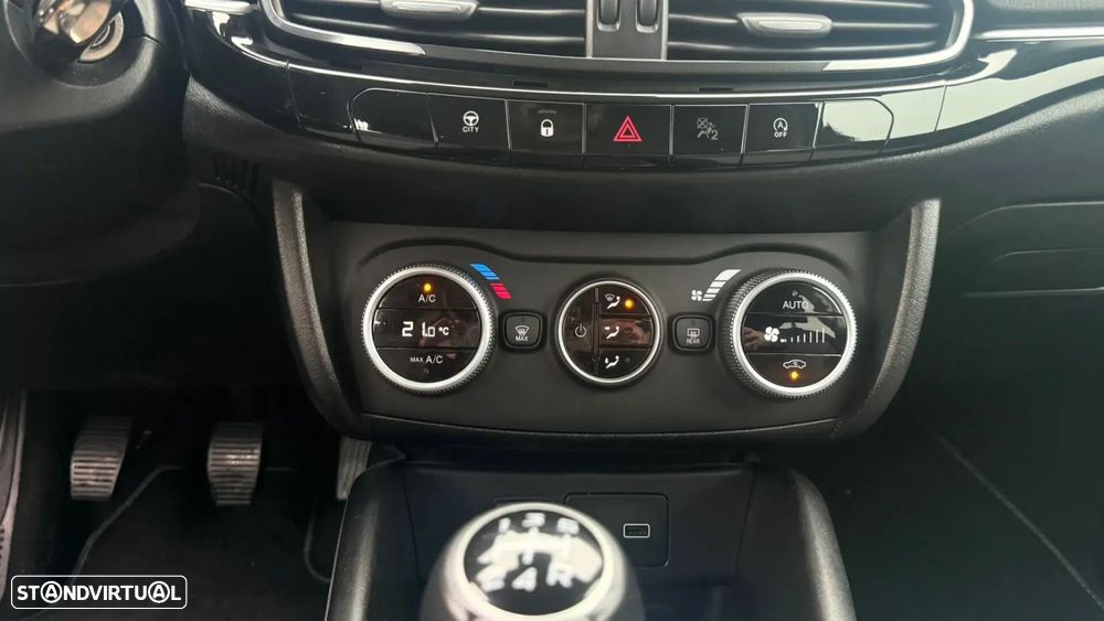 Fiat Tipo Station Wagon Cross 1.0 GSE T3 Cross — fotografia 15