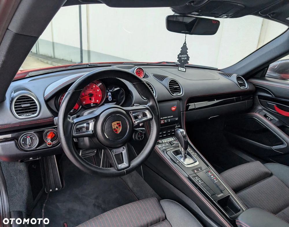 Porsche 718 Cayman T PDK - 26