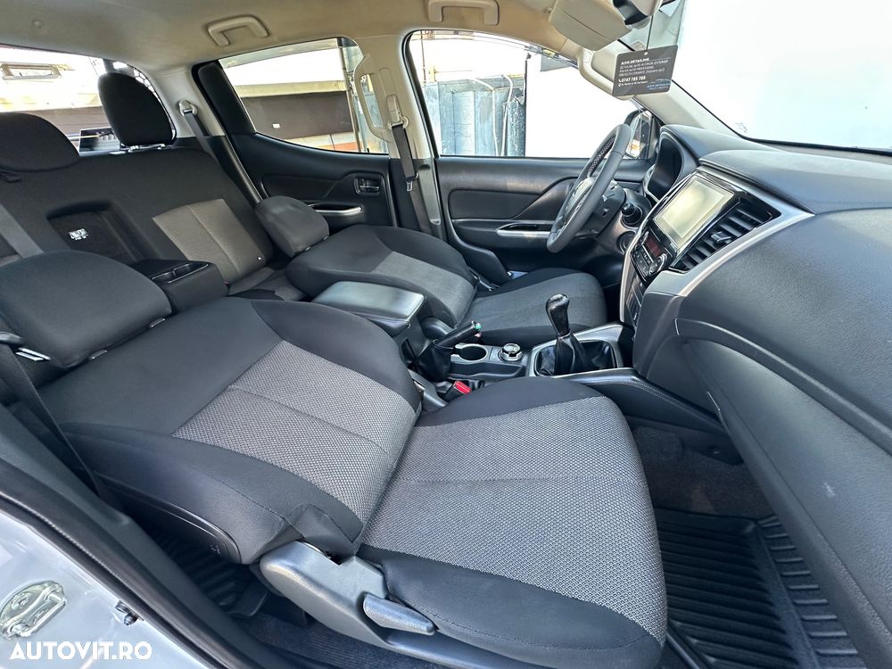 Mitsubishi L200 Double Cab 2.2 DI-D M/T Instyle - 12