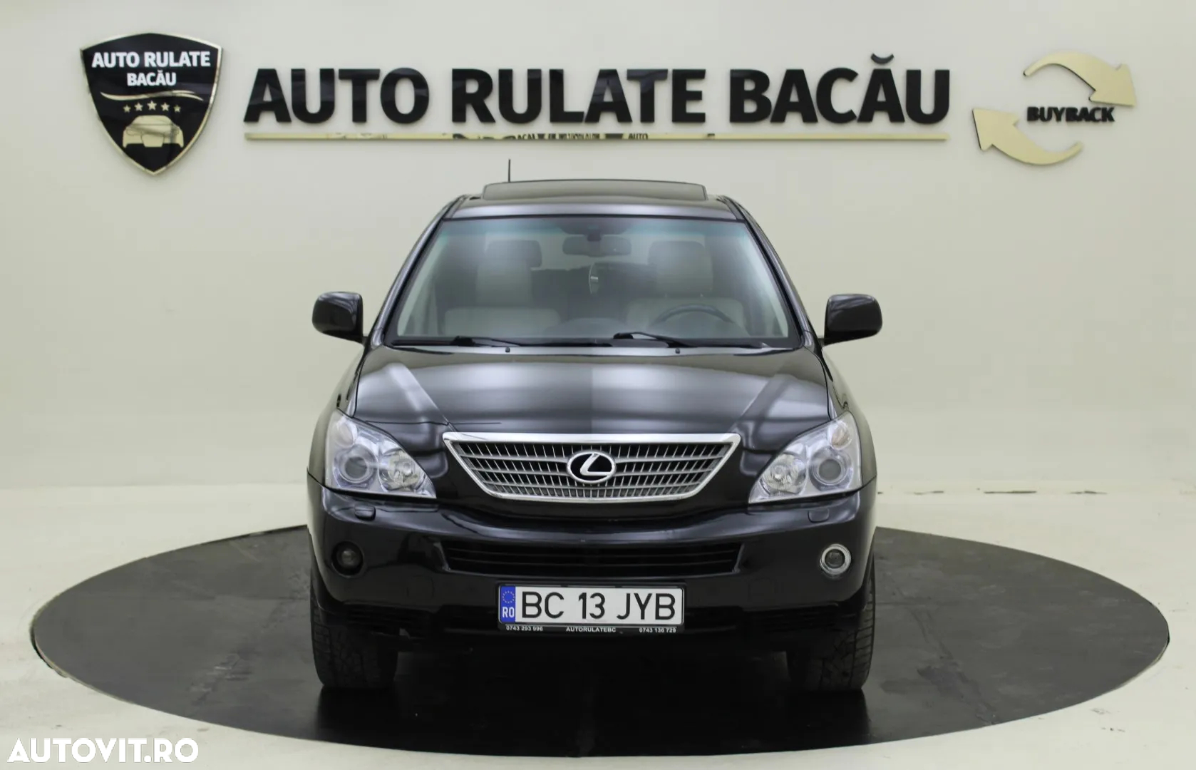 Lexus Seria RX - 10