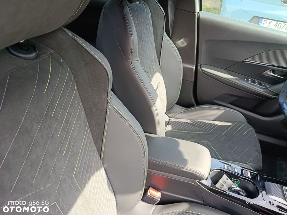 Peugeot 2008 - 18