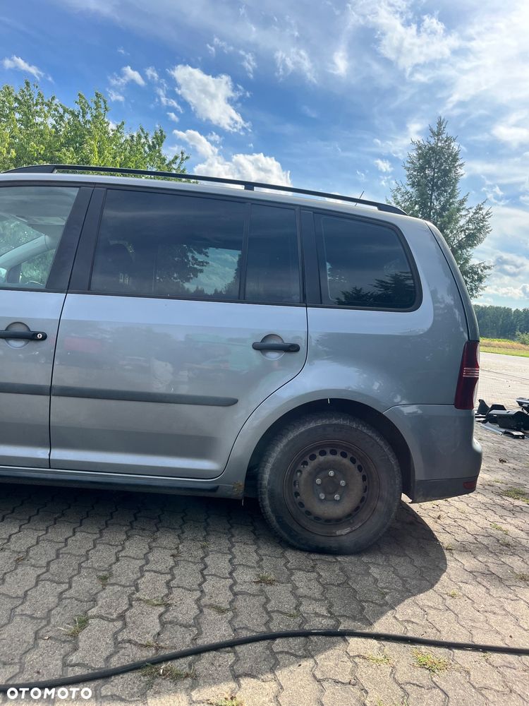 Volkswagen Touran 1.4 TSI Trendline - 6