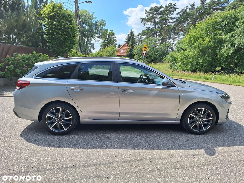 Hyundai i30 1.6 CRDI Comfort DCT - 13