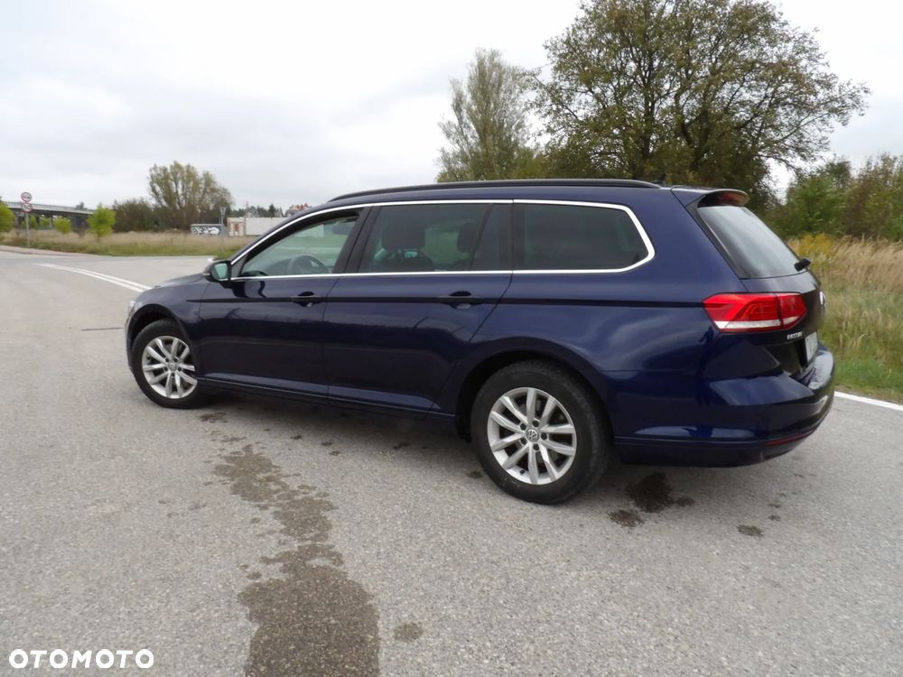 Volkswagen Passat 2.0 TDI EVO Business - 12