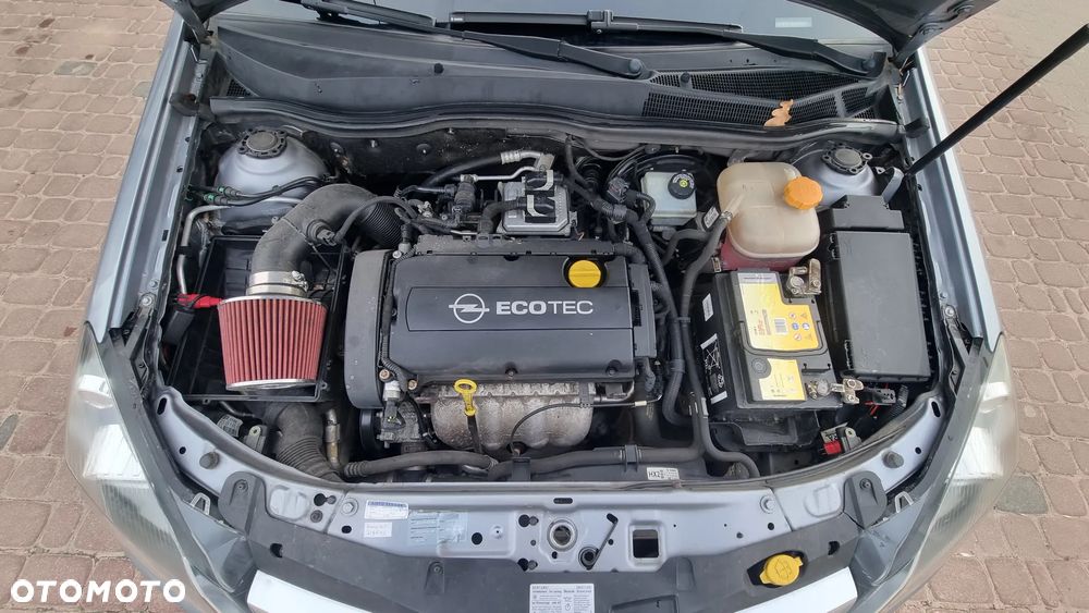 Opel Astra 1.6 Sport - 14