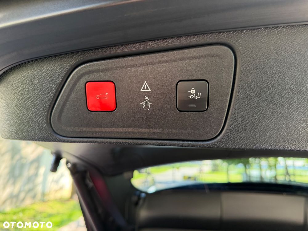 Peugeot 3008 PureTech 130 Stop & Start GPF Allure - 22