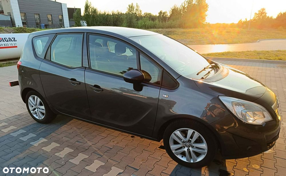Opel Meriva 1.4 T Enjoy - 2