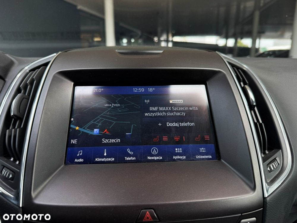 Ford S-Max 2.0 EcoBlue Titanium - 24