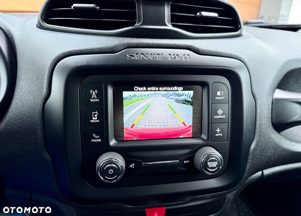 Jeep Renegade - 24