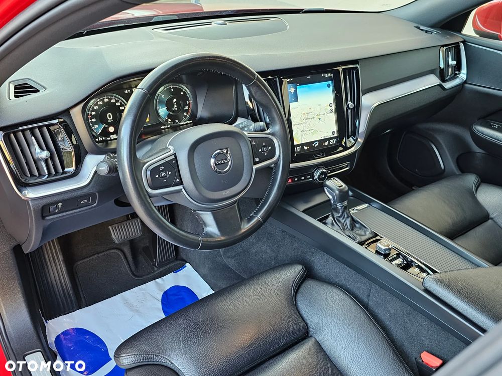 Volvo V60 D3 Geartronic Momentum Pro - 20