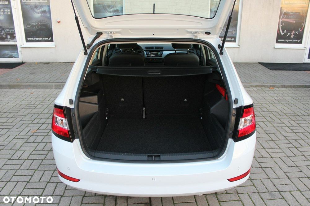 Skoda Fabia 1.0 TSI Ambition - 7
