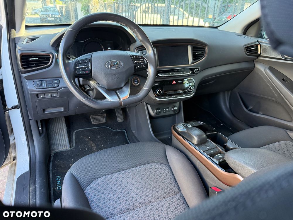 Hyundai IONIQ Electric Platinum - 10