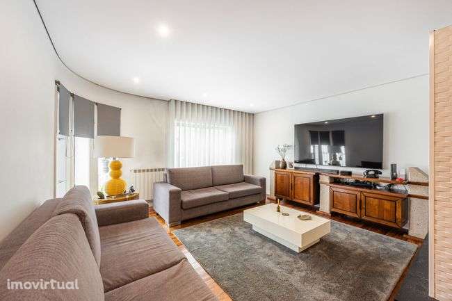 Moradia T5 em Urgezes c/Piscina - Grande imagem: 5/22